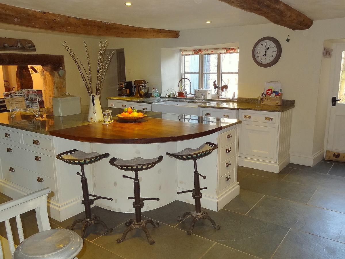 Huxham Farmhouse Bed and Breakfast East Pennard Εξωτερικό φωτογραφία