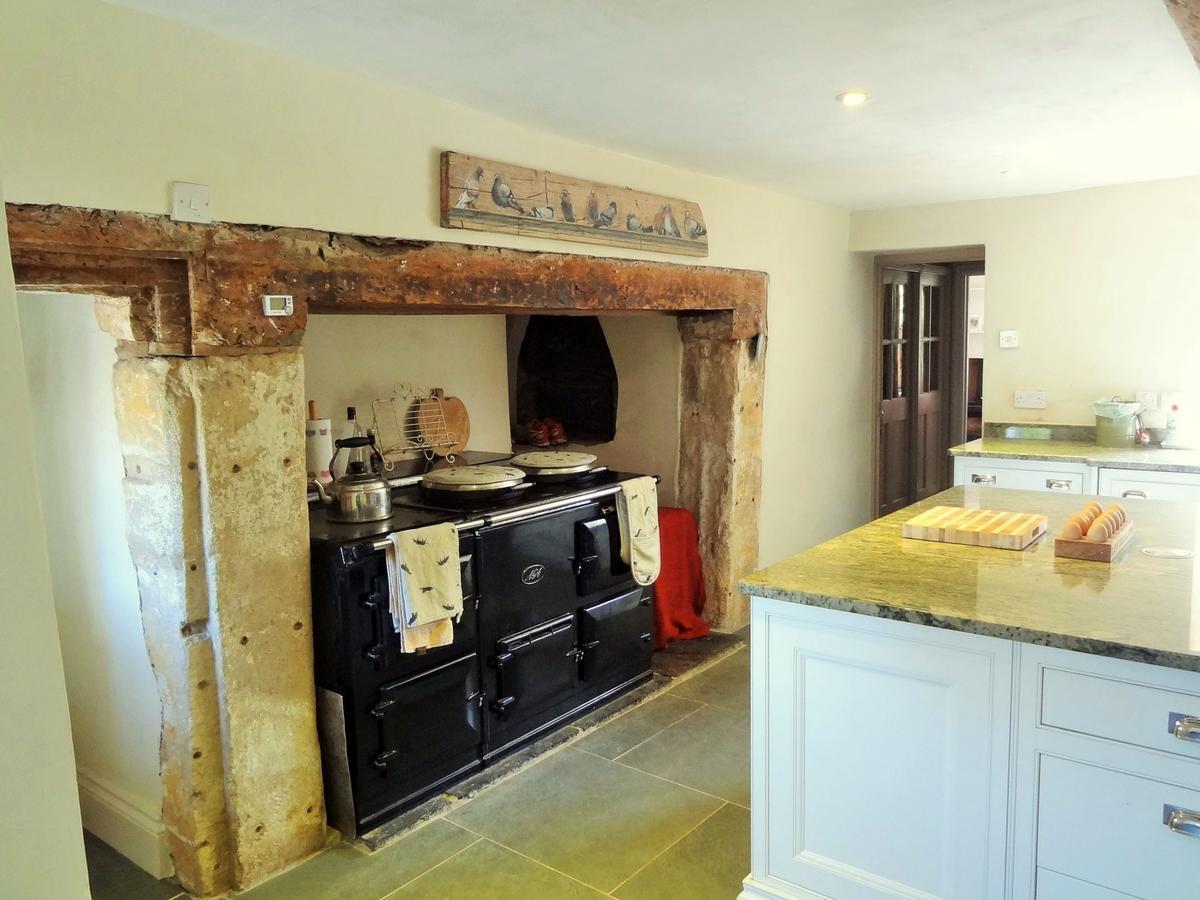 Huxham Farmhouse Bed and Breakfast East Pennard Εξωτερικό φωτογραφία